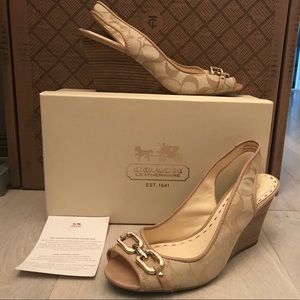 COACH 8.5 Wedge Espadrilles Tan Beige Cream